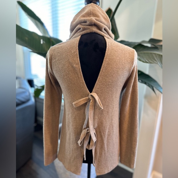 MOA MOA Open Tie Back Sweater Cowlneck Turtleneck Women Small Tan - Picture 6 of 10